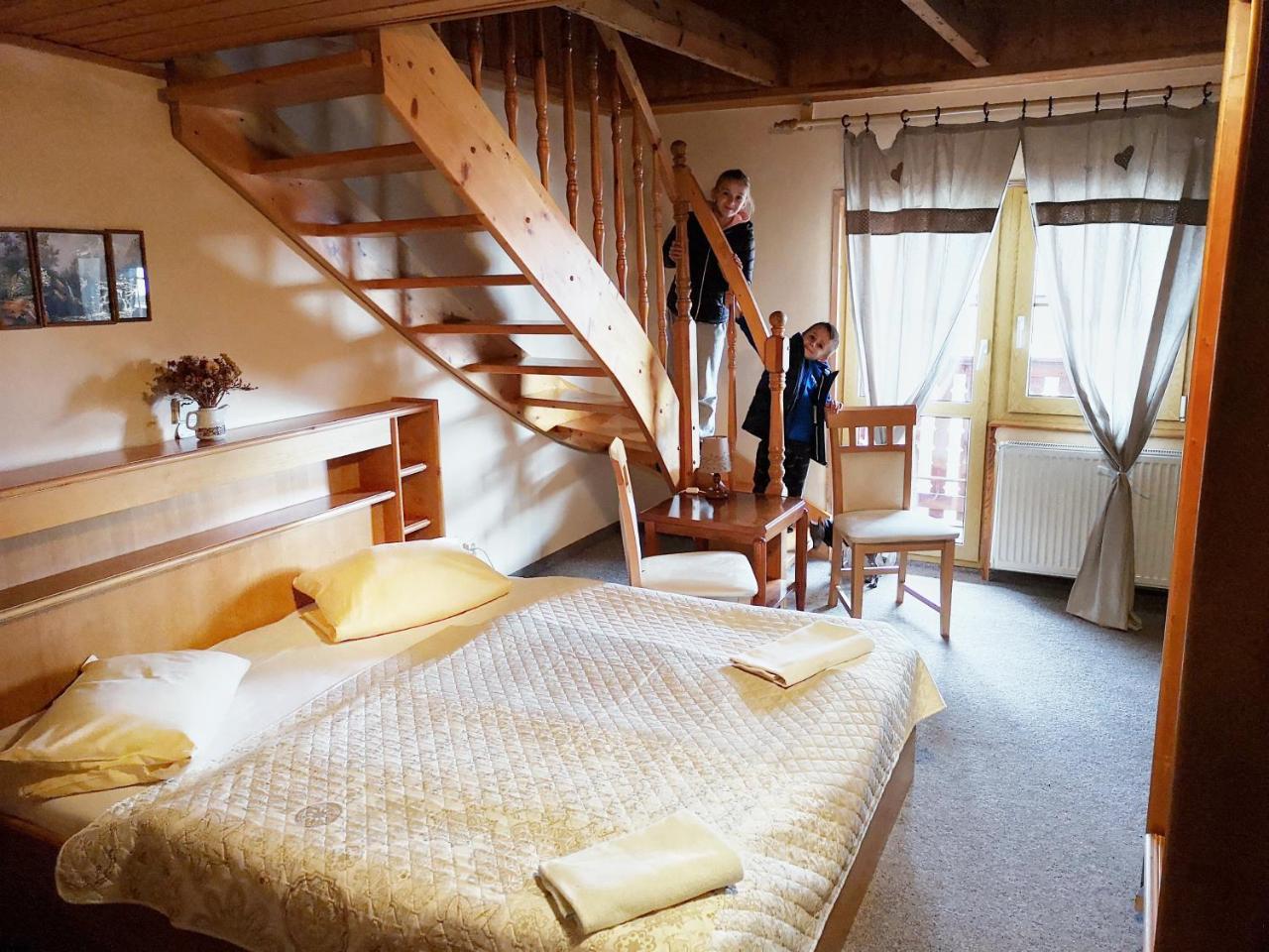 Bergzentrum Pam Jáchymov Kültér fotó