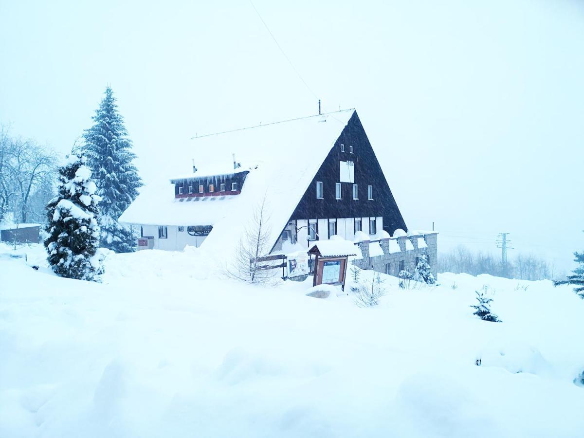 Bergzentrum Pam Jáchymov Kültér fotó